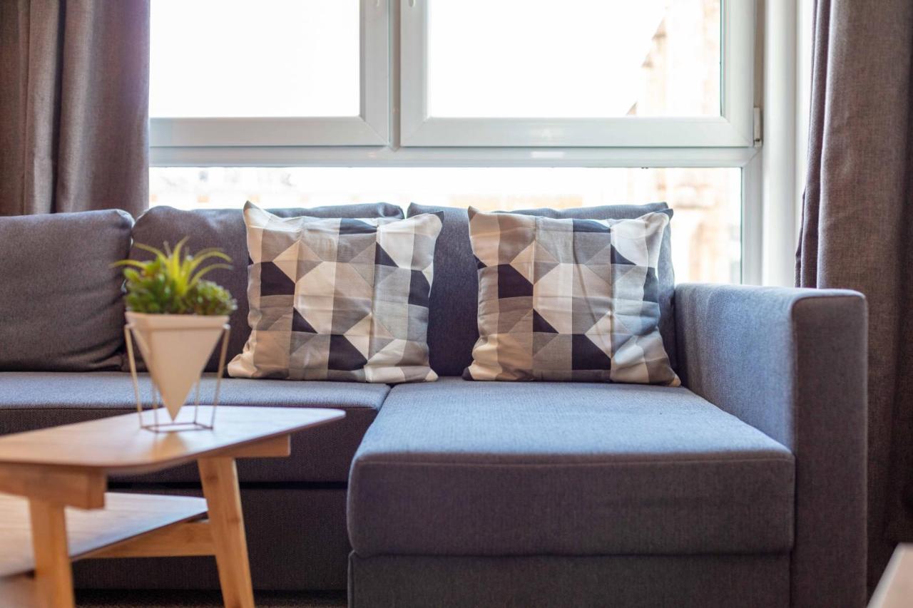 Walker Suite No53 - Donnini Apartments Kilmarnock Dış mekan fotoğraf