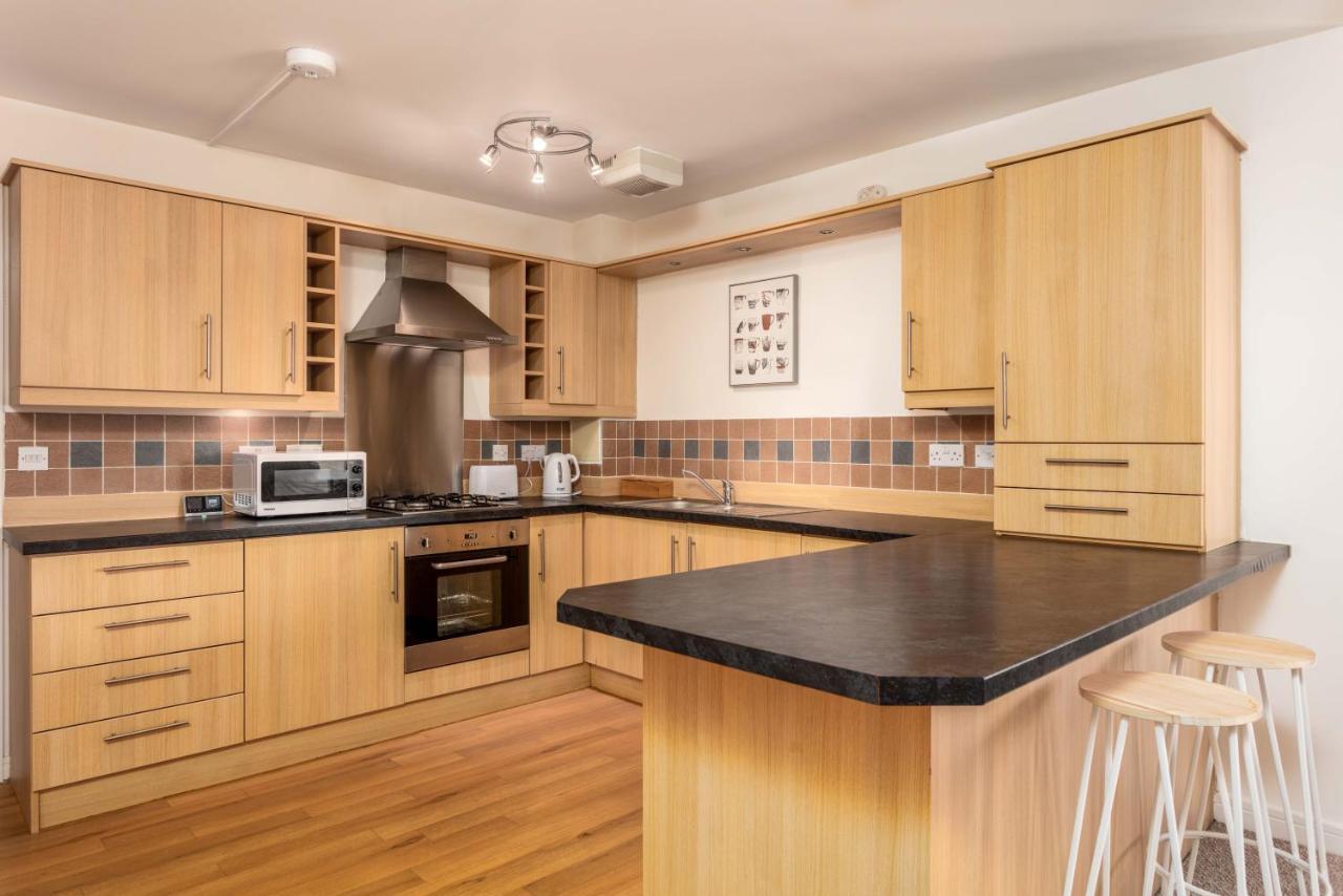 Walker Suite No53 - Donnini Apartments Kilmarnock Dış mekan fotoğraf